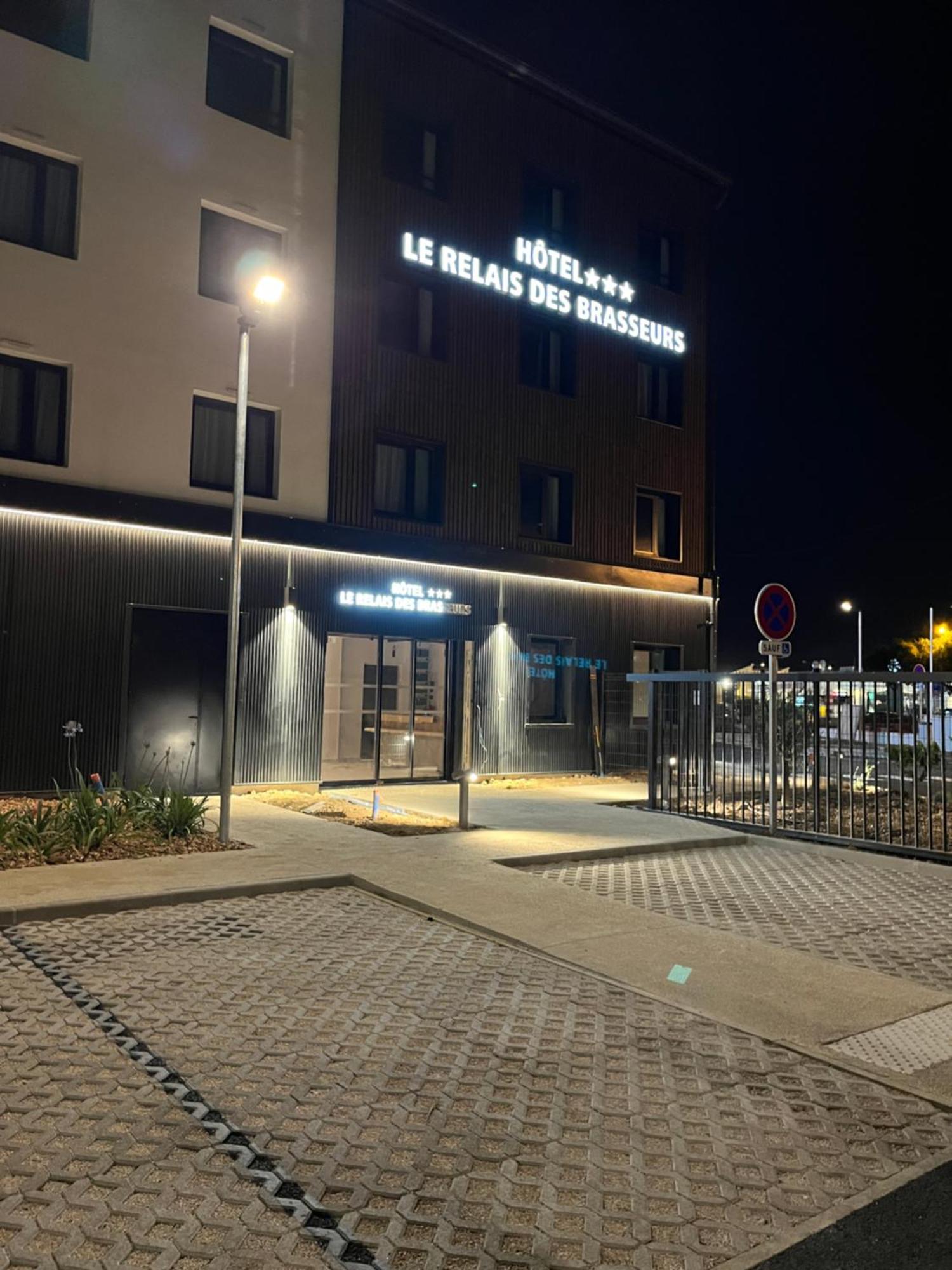 Hotel Le Relais Des Brasseurs - Aubagne Eksteriør bilde